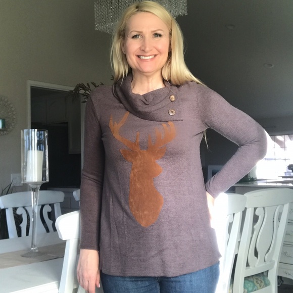 ❄️Winter Mocha Reindeer Top🙌🏻 2 Left ❄️ Sale - Picture 2 of 5